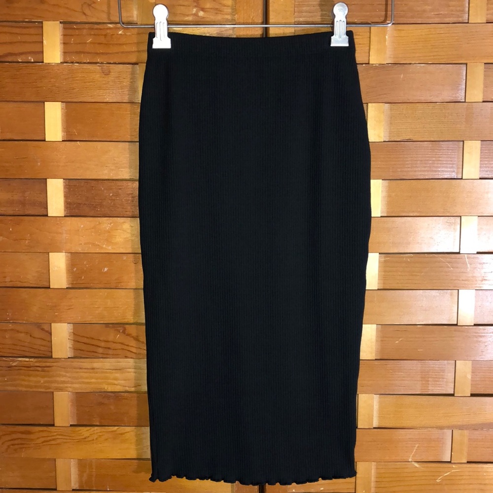 Ribbed Fitted Skirt NWOT